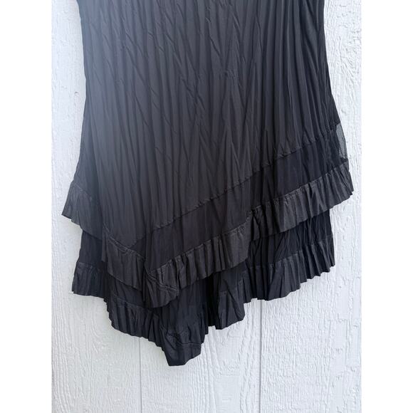 KOMAROV black crinkled sleeveless asymmetrical layered v neck artsy blouse top - Picture 3 of 8